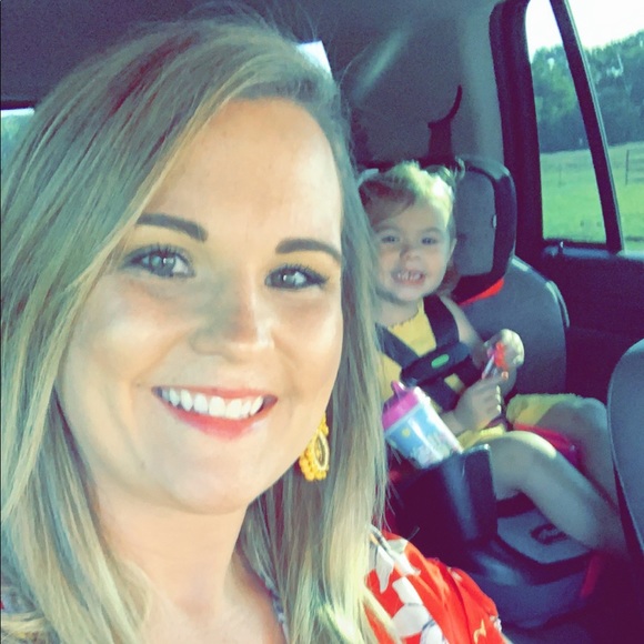 Meet your Posher, Dusty - Picture 3 of 3